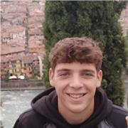 Studente universitario di Economia e diplomato al Liceo Scientifico offro ripetizioni di matematica