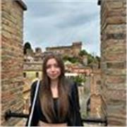 Offro lezioni private online, per aiutare bambini/e e ragazze/i che necessitano di un supporto nello studio e nei compiti