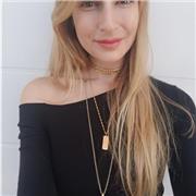 Sono una pedagogista madrelingua spagnola con anni di esperienza nell’insegnamento a bambini e ragazzi. Offro lezioni di spagnolo