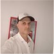 Soy profesor de inglés en academia. Experiencia de 16 años preparando con éxito exámenes oficiales desde B1 a C1 en inglés. Soy ab