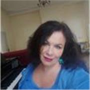 Professeur de piano , cours de piano pour enfants et adultes débutant ou avancés