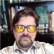 Maestro de Español especializado en linguística, gramática, sintáctica y pragmática