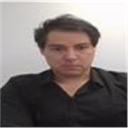 Professeur originaire de Los Angeles, Californie avec une expérience de + 15 ans dans les différents écoles de commerce en FR/US

