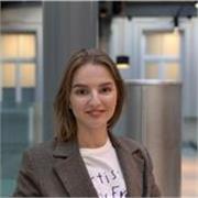 Prowadzę indywidualne zajęcia z języka angielskiego online dla młodzieży i dorosłych na poziomach A1–C1