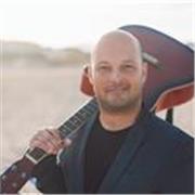 Profesor de Canto Lirico y Popular, Guitarra, Ukelele, Piano y Producción Musical