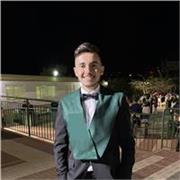 Estudiante del grado en Matemáticas. He dado clases particulares anteriormente para nivel de bachillerato en Matemáticas II.
