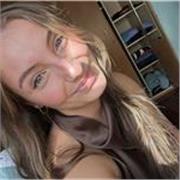 Graduada en Ciencias de la Actividad Física y el Deporte y Máster Universitario en Profesorado de Educación Secundaria