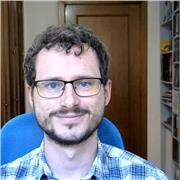 Profesional hidrogeólogo con experiencía en Ciencias Geológicas y Ingeniería Geológica. Hablante nativo de inglés.