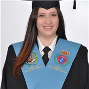 Soy docente graduada en educación primaria y educación infantil. Se imparten clases de manera presencial y online dependiendo de las necesidades de cada familia