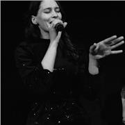 Professional vocal coach, with several years of teaching experience, ready to help you learn how to overcome the fear of singing, control your voice better and master vocals like a pro