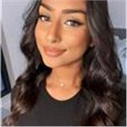 English tutor providing lessons for individuals that are learning English