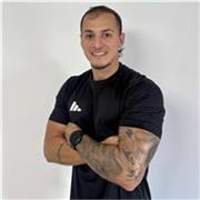 especialista en ejercicio físico, planifico rutinas personalizadas basadas en los objetivos