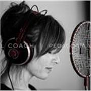 Vocal Coach / Clases de Canto y Expresión Escénica. Cantante profesional con una amplia trayectoria en los escenarios de Madrid, B