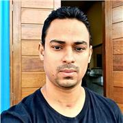 Dou aula de reforço para crianças, adolescentes e adultos