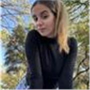 Una persona amable, cariñosa y con ganas de dar lo mejor de mí a los más pequeños.
Me gustaría darle clases a niños/as de primaria
