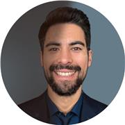 Desde la Patagonia Chilena y con una divertida metodología, Profesor de Portugués/Español