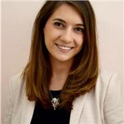 Insegno con passione in scuole superiori di 1 e 2 grado dal 2015 e svolgo consulenze per aziende