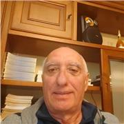 Si eseguono esperienze di Laboratorio di Fisica a livello universitario per preparazione ai concorsi di Fisica e Matematica e Fisica o per sostenere esami di laboratorio di Fisica o per scuole superiori