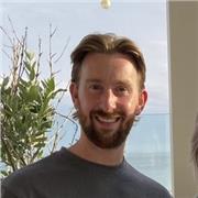 I'm a very outgoing person and have been a coach for over 15 years. I love to support people learning English.