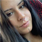 Podría dar clases de conversación, además de apoyo para nivel hasta primaria, incluso primeros cursos de la educación secundaria obligatoria