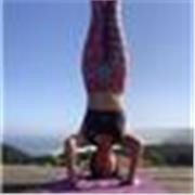 Realizo clases de yoga personalizadas de 1 hora de práctica