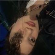 Faccio il linguistico e ho il c1, posso aiutare con letteratura e grammatica 