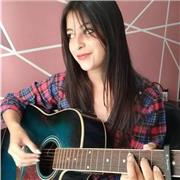 Profesora de Música y estudiante de Lic. en Musicoterapia da clases de Música y/o Guitarra a niños de todas las edades