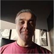 Laureato in Storia delle Religioni, Redattore per ragazzi con BES e DSA di Italiano, Istruttore di tennis e di padel, buon Inglese