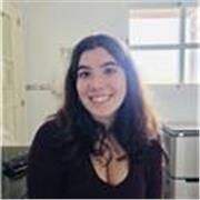 Soy una persona extrovertida, que disfruta el trato con la gente. Puedo enseñar hasta nivel C1 de inglés