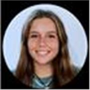 Profesora de Matemáticas que imparte clase a niños de todas las edades. Desde Educación Primaria hasta la ESO