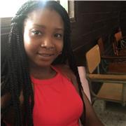 Profesor de español y literatura imparte en sus clases estrategias pedagógicas en sus clases