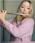 Flute teacher providing private music lessons for students in all ages