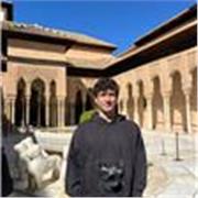 Estudiante de Medicina graduado en bachillerato con matricula de honor, ofrezco clases de Biología para alumnos de ESO y bachiller