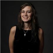 Muttersprachler & Bachelor in englischer Literatur bietet Unterricht für alle Altersgruppen. Berlin, persönlich oder online.