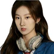 I'd describe myself as a patient, approachable and well-organised language tutor and my lessons are aimed at beginners.