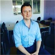 Friendly, qualified online A-level Politics teacher whose students do really well