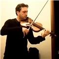 Maestro di violino.impartisco lezioni private a domicilio di violino.tecnica violinistica, mano destra e mano sinistra.per ragazzi dai 7 anni in su.per info