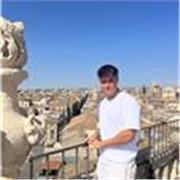 Cerchi un ragazzo giovane per ripetizioni? Eccomi !
