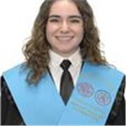 Soy una chica de 22 años graduada en traducción e interpretación, muy paciente e insistente. He dado clases desde los 6-16 años.