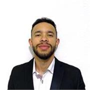 Profesor de inglés apto para todas las edades.