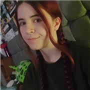 Singing tuote providing online lessons to anyone who wants to improve their voice