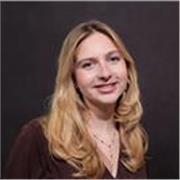 Étudiante à Sciences Po Paris avec excellents résultats (jusqu’à 20 au baccalauréat), propose cours de SES, HGGSP, français, angla