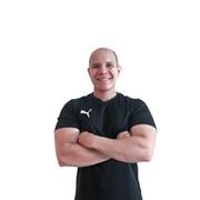 Profesor titulado con más de 15 años de experiencia en entrenamiento y nutrición presencial u online.