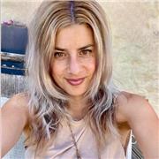 Patient, structured teacher offering personalised French lessons for all