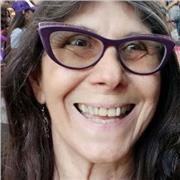 Profesora universitaria. Redacción de textos. Acompaño producción de tesis y de ensayos. Apoyo escolar: escritura y comprensión