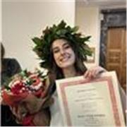 Studentessa laureata impartisce lezioni di inglese, italiano, storia, geografia ed arte