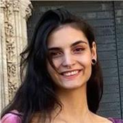 Profesora de apoyo escolar especializada en clases para niños