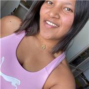 Estudiante de magisterio de primaria imparte clases para alumnos/as de primaria