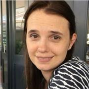 English Teach with a Passion for teaching kids