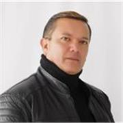 Docente de apoyo escolar para estudiantes de básica secundaria y educación media en colegios